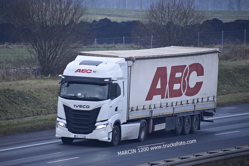 _DSC7417 ABC-crop-IVECO S-WAY.JPG