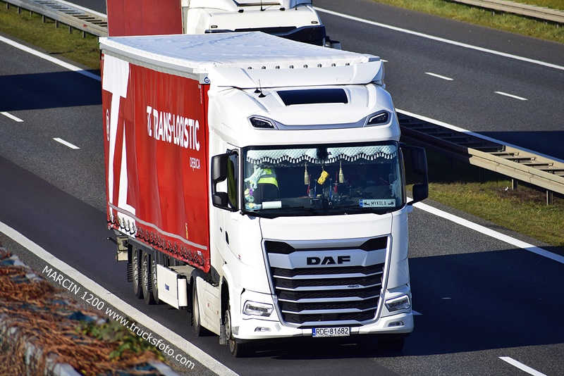_DSC3976 TRANS-LOGISTIC DĘBICA-crop-DAF XG-KRONE.JPG