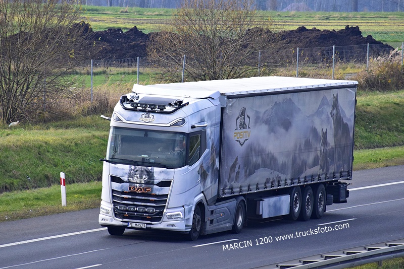 _DSC5661 POSITIV-crop-DAF XG.JPG