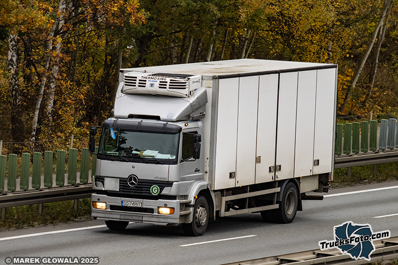 Mercedes Atego.jpg