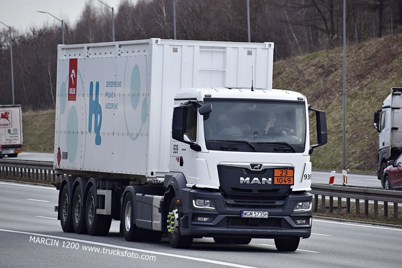 _DSC00011 (2829) ORLEN-crop-MAN TGS II.JPG