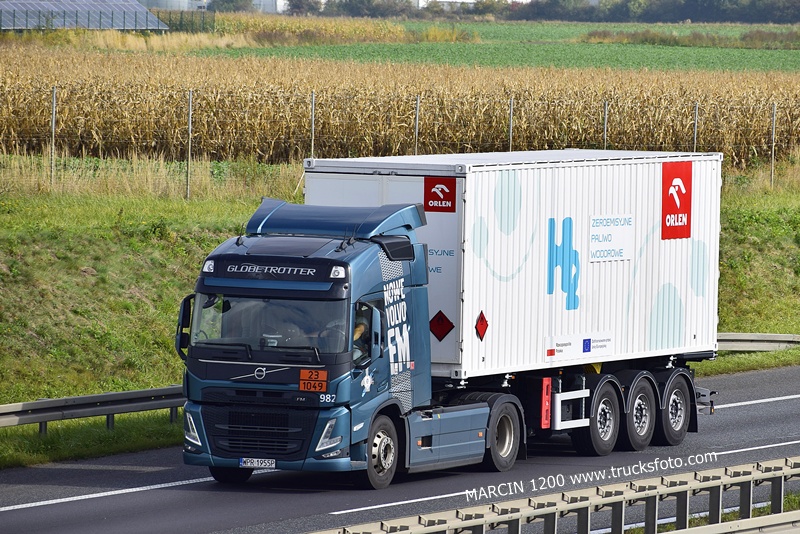 _DSC2638 ORLEN-crop-VOLVO FM5.JPG
