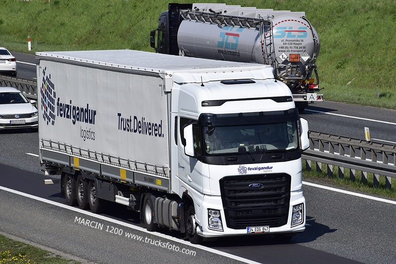 _DSC5078 FEVZI GANDUR-crop-FORD F-MAX.JPG