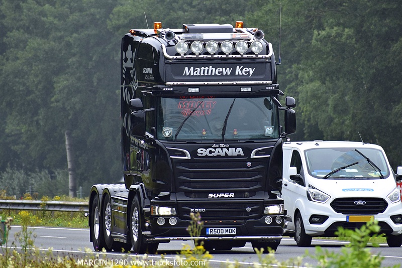 _DSC0579 MATTHEW KEY-crop-SCANIA R580 V8 STREAMLINE TOPLINE.JPG