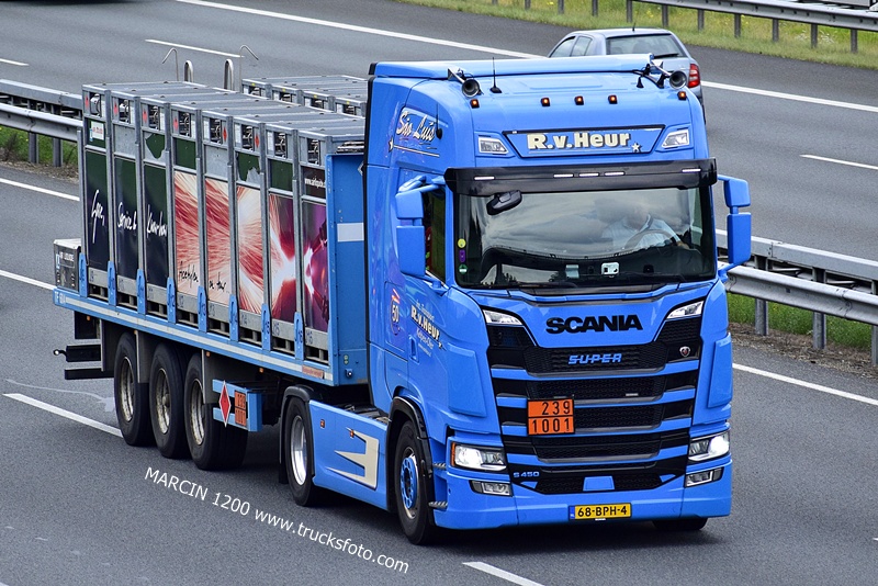 _DSC9422 R.v.HEUR-crop-SCANIA S450.JPG