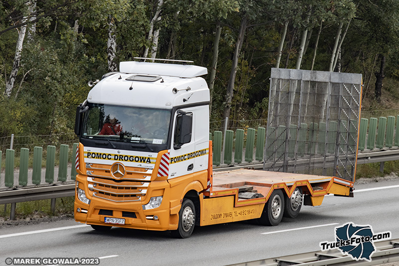 Mercedes-Benz Actros Pomoc drogowa zabudowy Dymarek.jpg