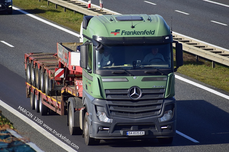 _DSC4035 EX.Frankenfeld ACTROS MP4-crop-------.JPG