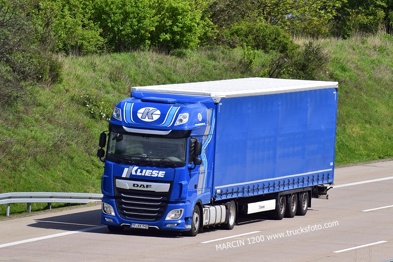 _DSC1762 KLIESE-crop-DAF XF 106 II.JPG