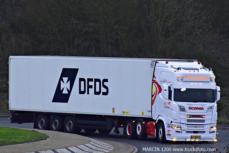 _DSC9876 H.M. Verploegen-crop-SCANIA R500 NG.JPG