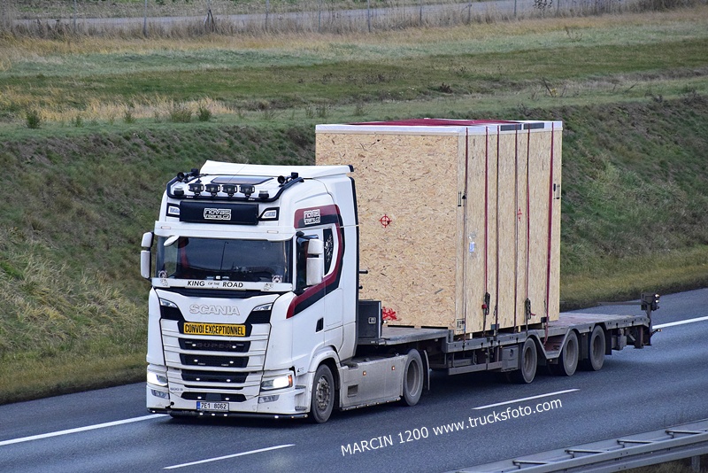 _DSC8285 NOVAS TRANS CZ-crop-SCANIA S500.JPG
