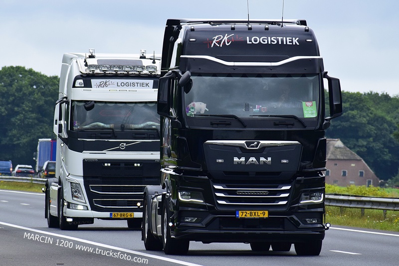 _DSC9942 RK LOGISTIEK-crop-VOLVO FH4 - MAN TGX II.JPG