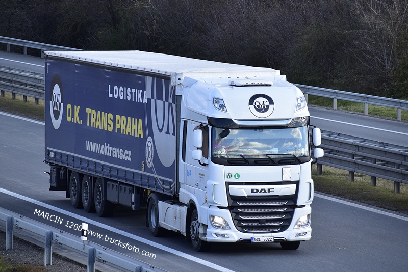 _DSC0473 O.K. TRANS PRAHA-crop-DAF XF 106 II.JPG