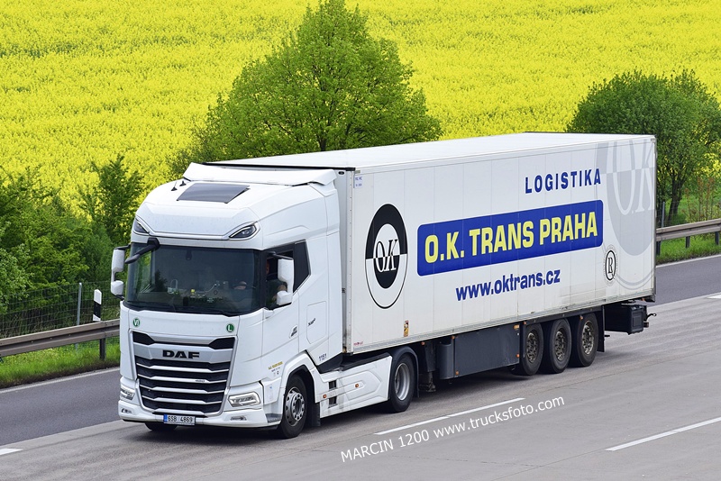 _DSC5102 O.K. TRANS PRAHA-crop-DAF XG.JPG
