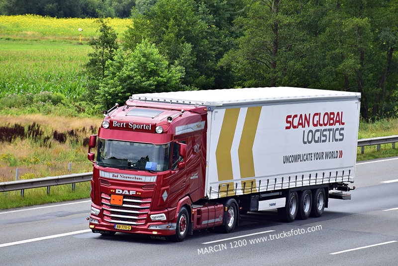 _DSC9118 BERT SPORTEL-crop-DAF XG.JPG