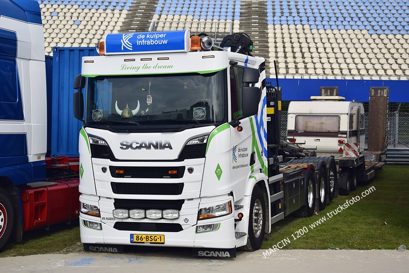 _DSC1462 DE KUIPER INFRABOUW-crop-SCANIA R520 NG V8.JPG
