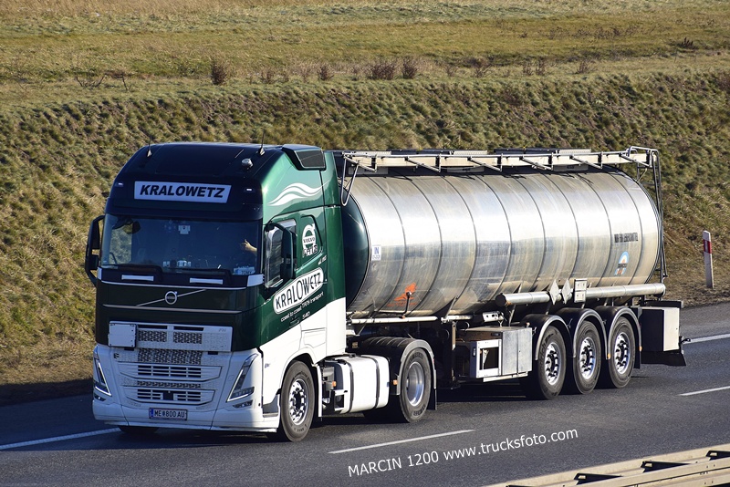 _DSC0939 KRALOWETZ-crop-VOLVO FH5.JPG