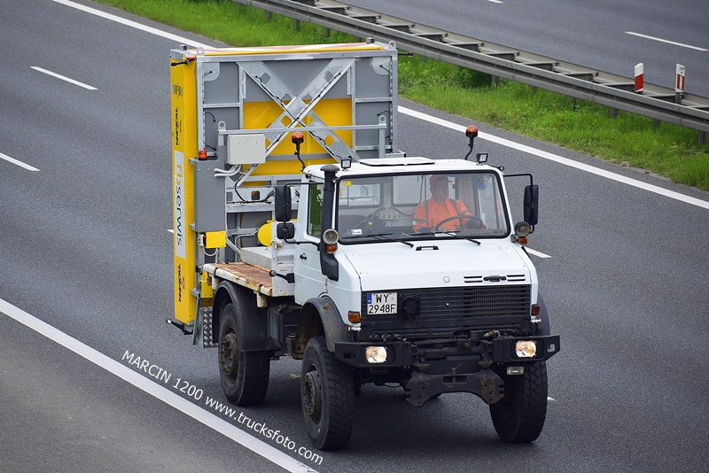 _DSC4334 UNIMOG-crop-------.JPG