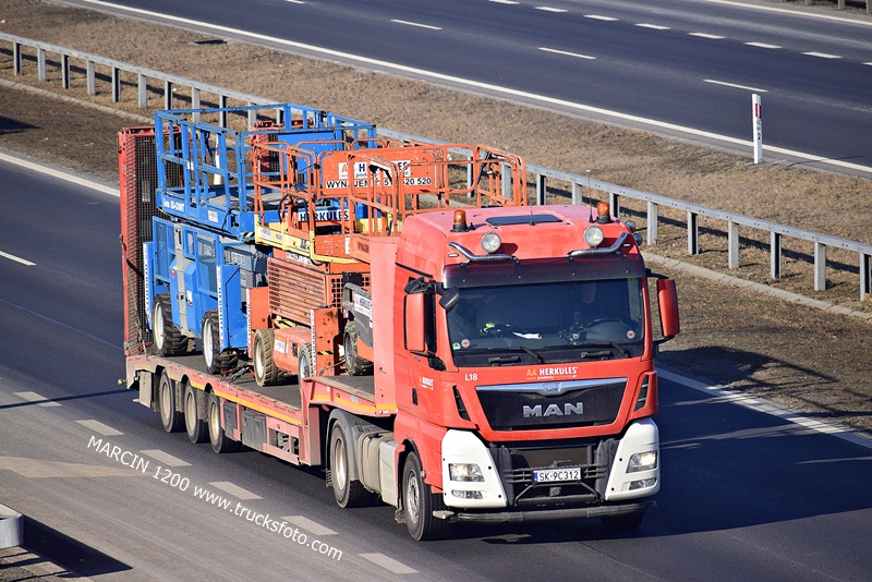 AA HERKULES-crop-MAN TGX.JPG