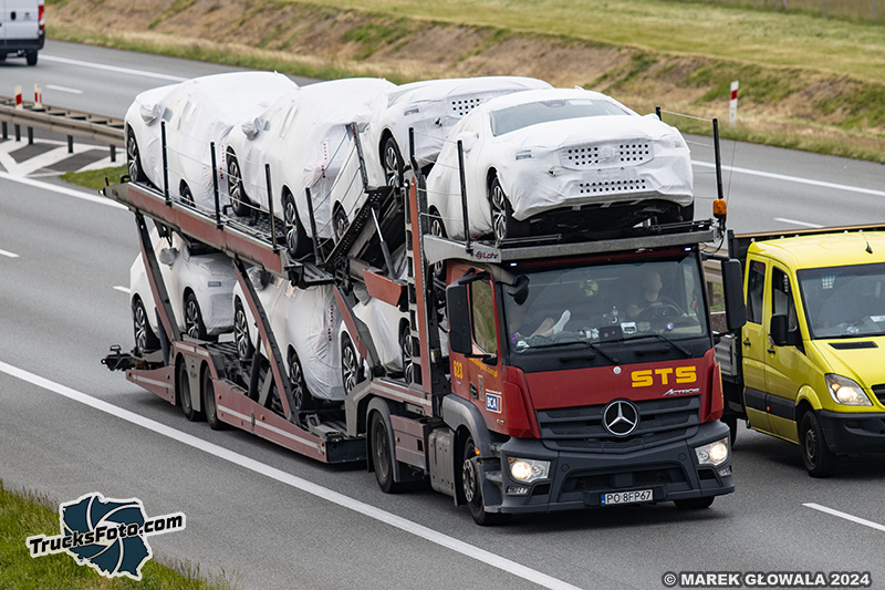 Mercedes-Benz Actros - STS 623.jpg