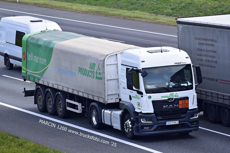 _DSC5689 WAKTRANS-crop-MAN TGS II.JPG