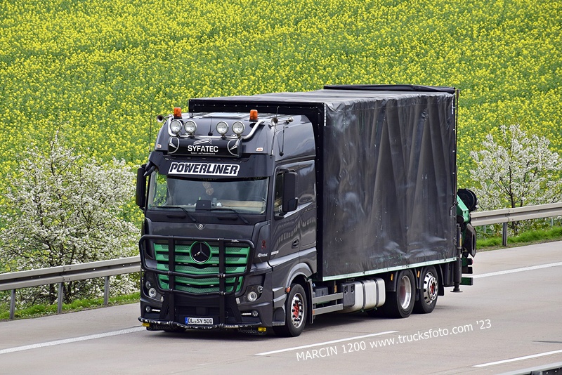 _DSC1460 SYFATEC-crop-ACTROS MP4.JPG