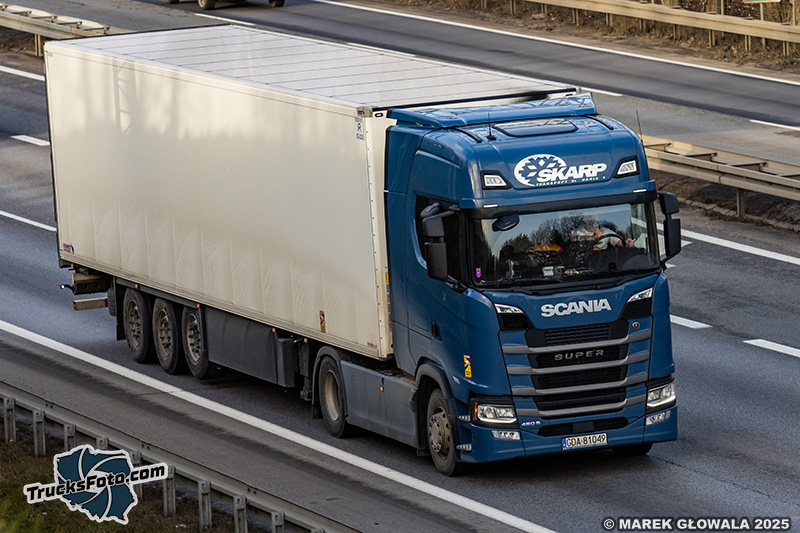 Scania 460S Super - Skarp.jpg