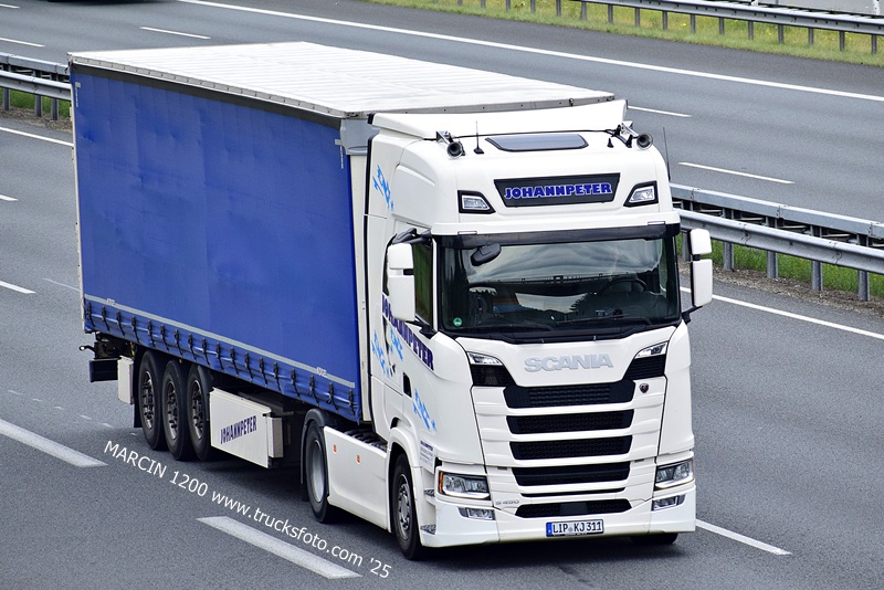 _DSC9428 JOHANNPETER-crop-SCANIA S450.JPG