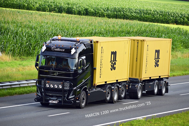 _DSC0997 CATTOOR-crop-VOLVO FH5.JPG