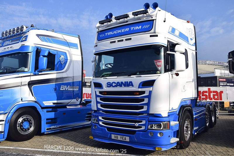 _DSC1284 TRUCKER TIM-crop-SCANIA R STREAMLINE V8.JPG