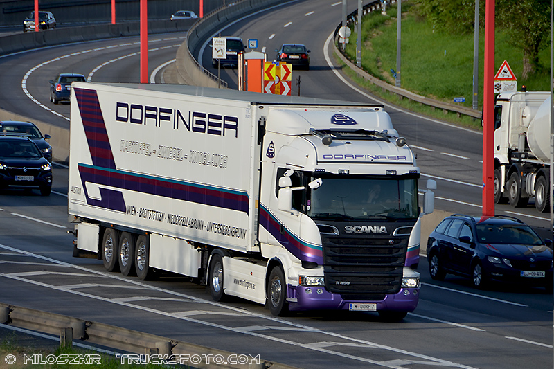 Scania_Dorfinger_4888.JPG