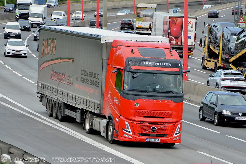 Volvo FH Aero_Kafka Transport_5215.JPG