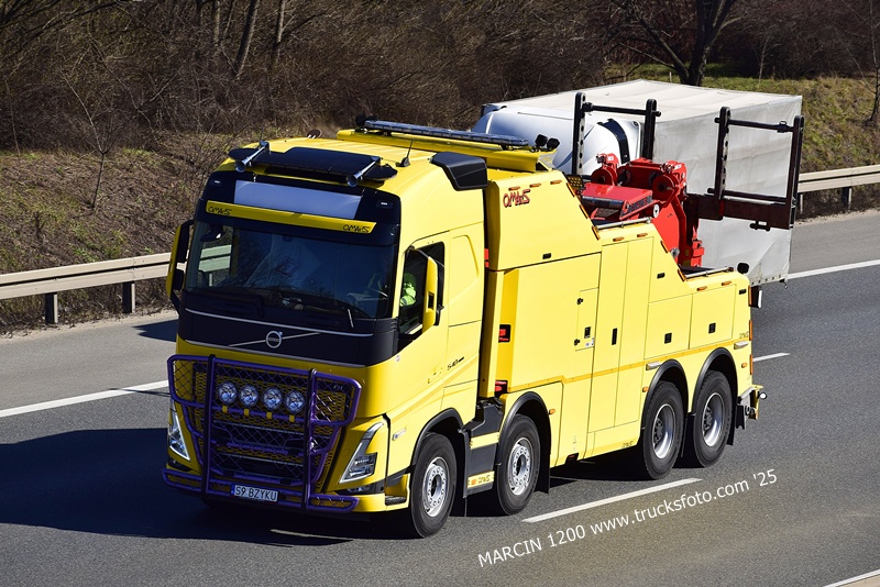 HOLOWNIK-crop-VOLVO FH5 - BZYKU.JPG