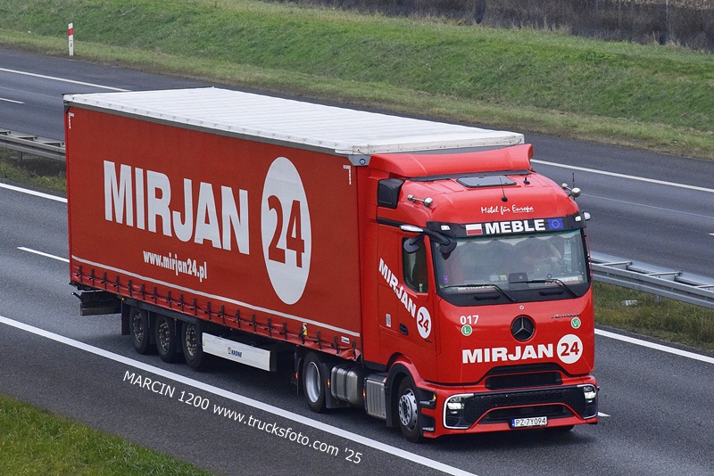 _DSC5215 MIRJAN-crop-Mercedes-Benz ActrosL Procabin.JPG