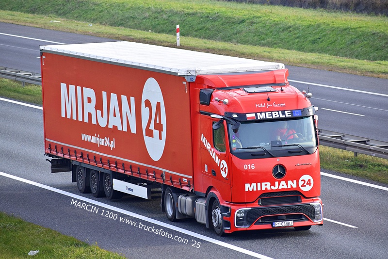 _DSC5810 MIRJAN-crop-Mercedes-Benz ActrosL Procabin.JPG