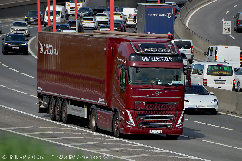 Volvo FH5_SD Cargo_4553.JPG