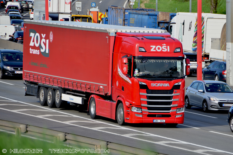 Scania_Zosi_4064.JPG
