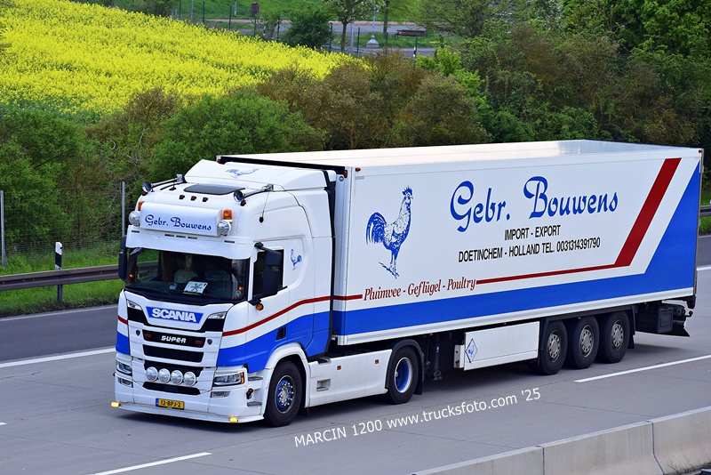 _DSC5152 GEBR.BOUWENS-crop-SCANIA R NG.JPG