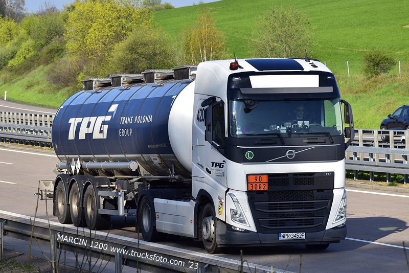 _DSC2756 TPG-crop-VOLVO FH5.JPG