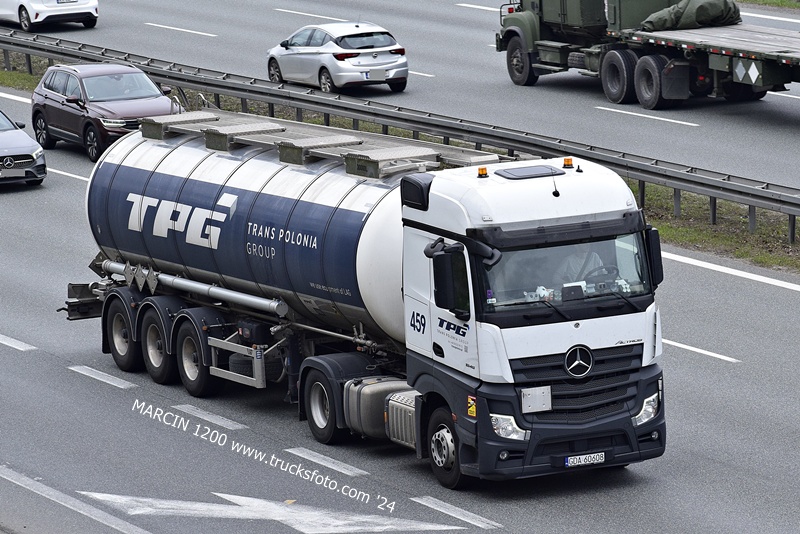 _DSC00011 (452) TPG-crop-ACTROS MP5.JPG