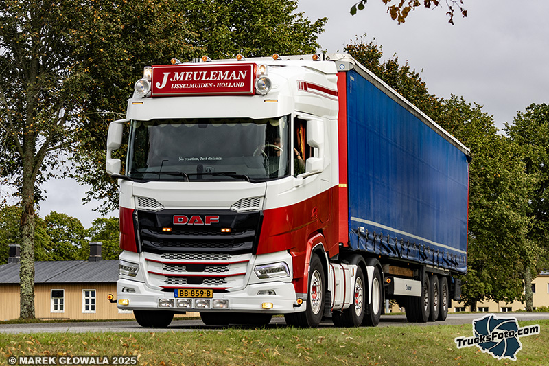 DAF XG - J. Meuleman.jpg