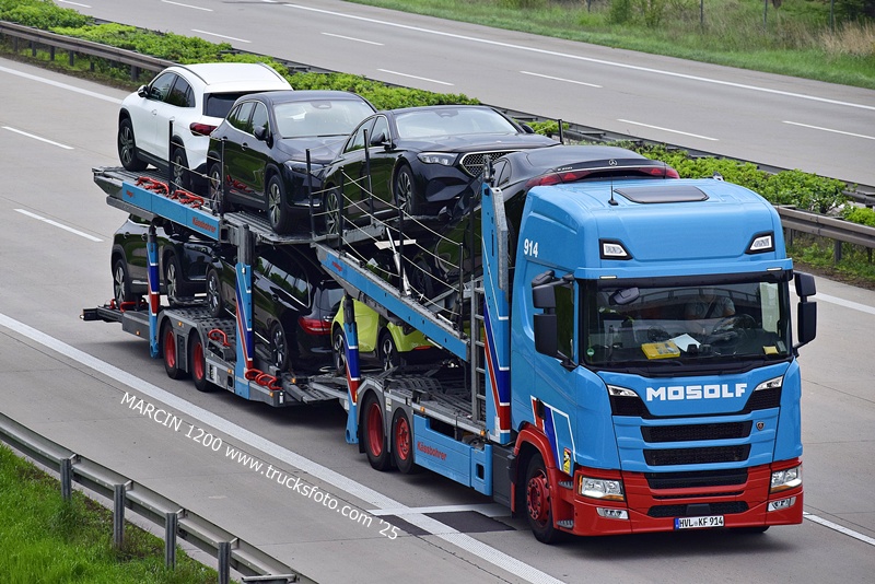 _DSC3865 MOSOLF-crop-SCANIA R NG.JPG