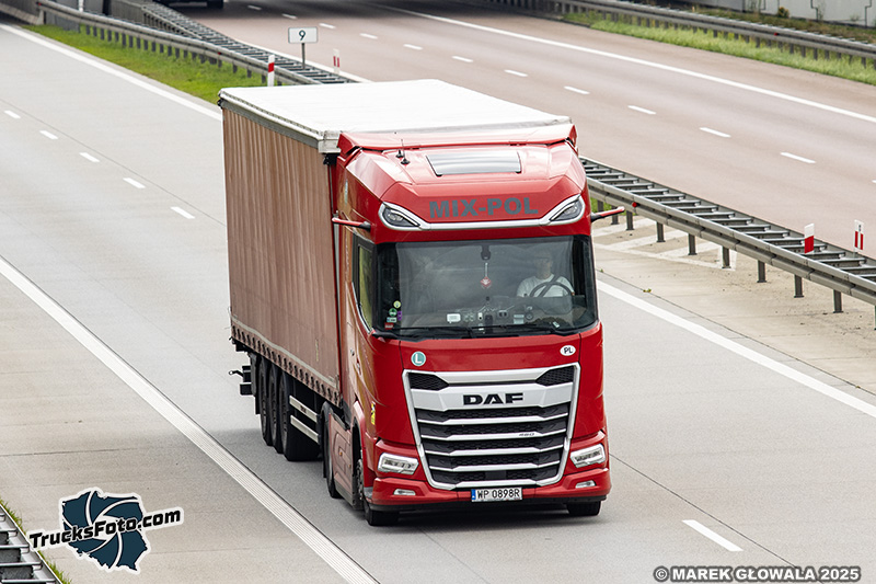 DAF XG - Mix-Pol.jpg