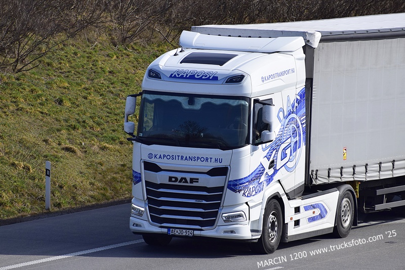 _DSC2389 KAPOSI-crop-DAF XG.JPG