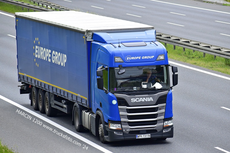_DSC00011 (791) EUROPE GROUP-crop-SCANIA R NG.JPG