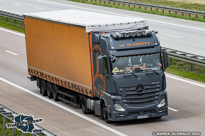 Mercedes-Benz Actros - MP Transport.jpg