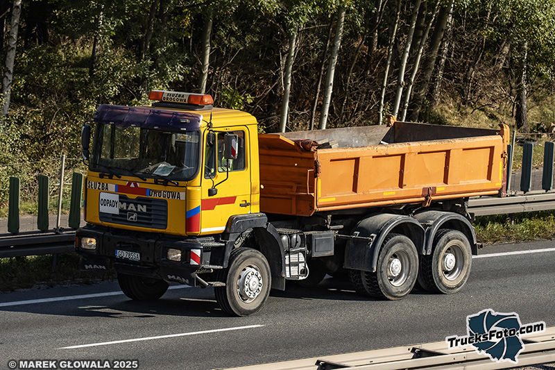 MAN F2000 służba drogowa.jpg