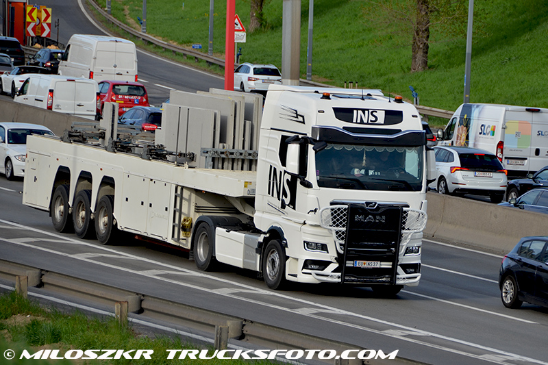 Man TGX_Ins_4113.JPG