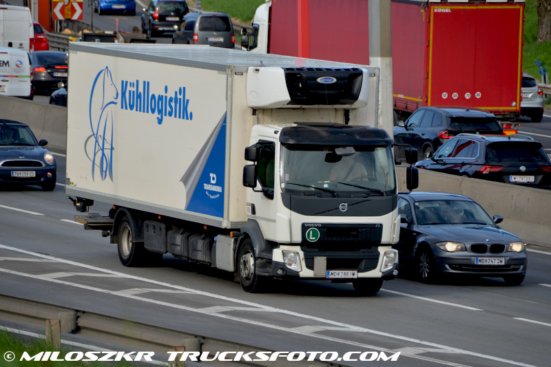 Volvo FL_Transdanubia_4103.JPG