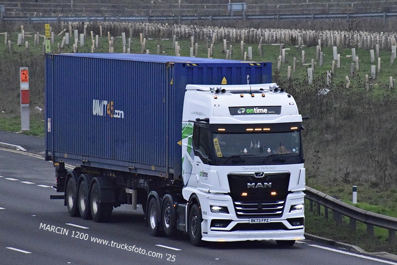 _DSC9856 ONTIME-crop-MAN TGX II.JPG