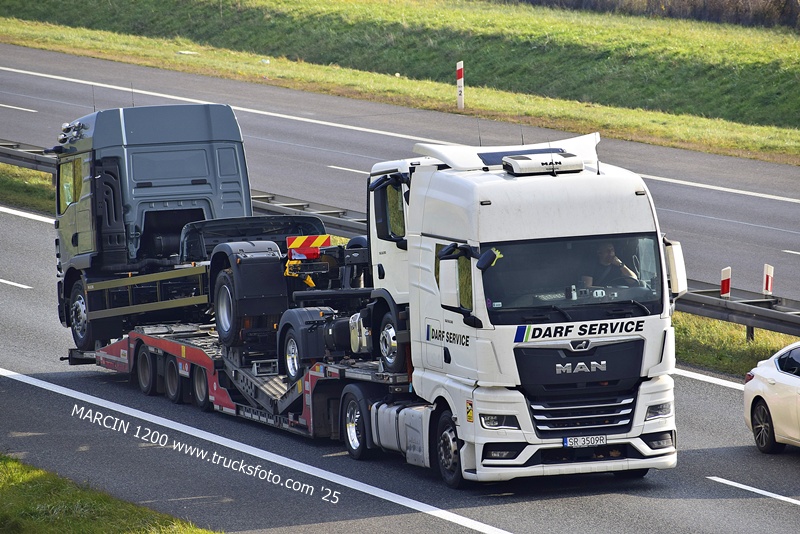 _DSC5580 DARF SERVICE-crop-MAN TGX II.JPG